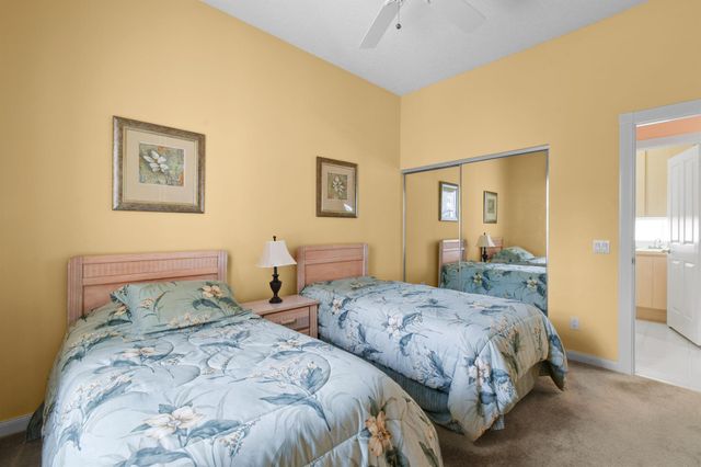 8172 SE Palm Hammock Lane, Hobe Sound, FL 33455