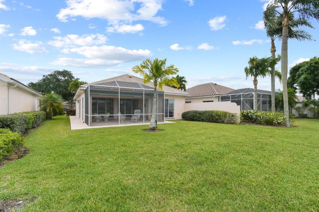 8172 SE Palm Hammock Lane, Hobe Sound, FL 33455