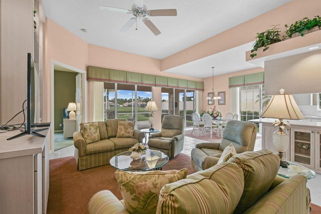 8172 SE Palm Hammock Lane, Hobe Sound, FL 33455