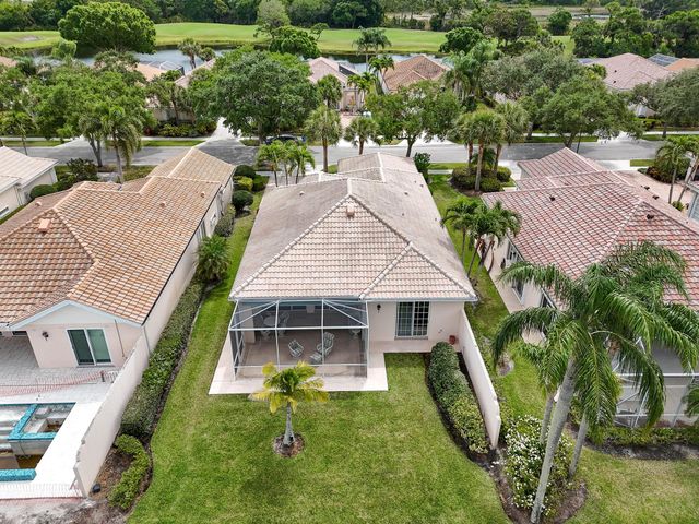 8172 SE Palm Hammock Lane, Hobe Sound, FL 33455