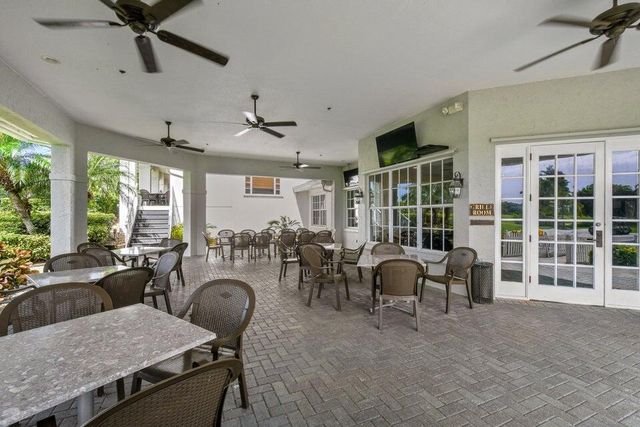 8172 SE Palm Hammock Lane, Hobe Sound, FL 33455