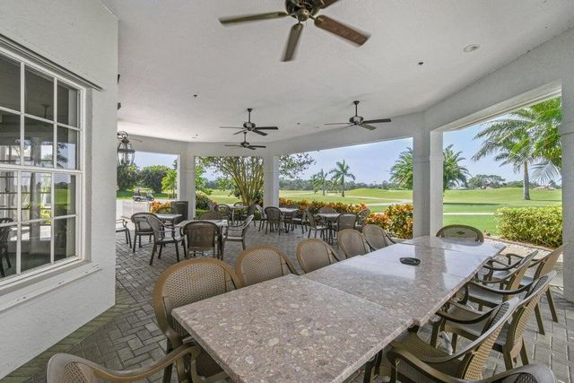 8172 SE Palm Hammock Lane, Hobe Sound, FL 33455
