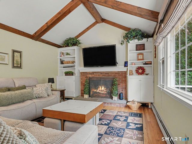 131 Hillside Lane, Monroe, CT 06468