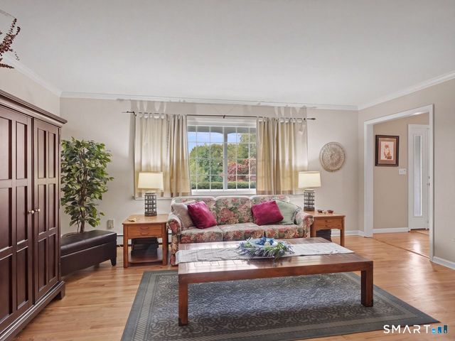 131 Hillside Lane, Monroe, CT 06468