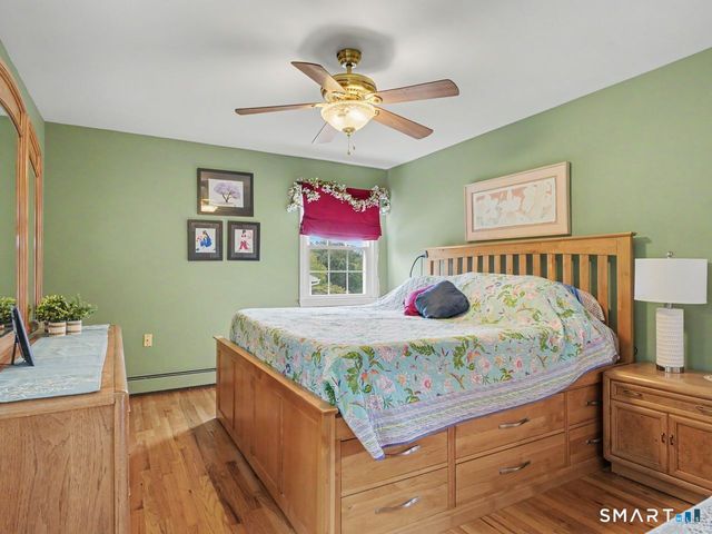 131 Hillside Lane, Monroe, CT 06468