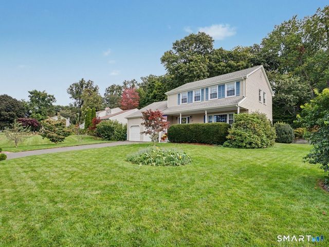 131 Hillside Lane, Monroe, CT 06468