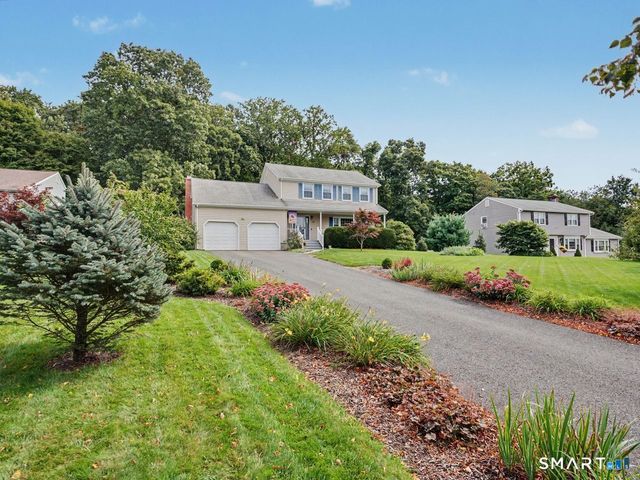 131 Hillside Lane, Monroe, CT 06468