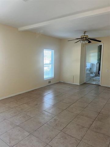 5604 Chapman Street, Houston, TX 77009