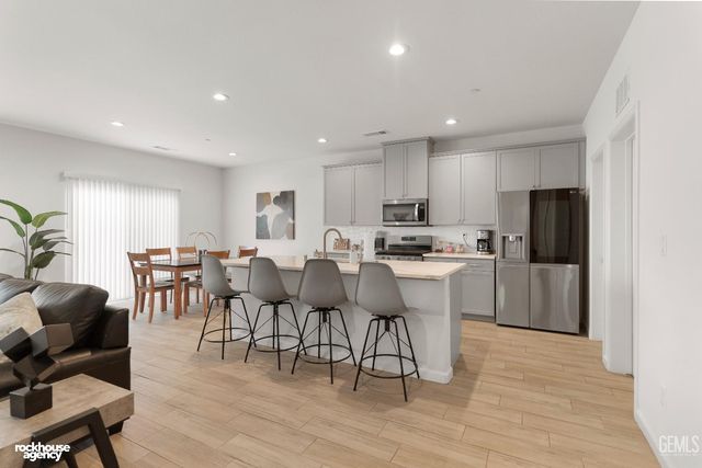 8502 Jean Anne Street, Bakersfield, CA 93314