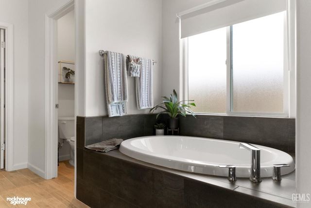 8502 Jean Anne Street, Bakersfield, CA 93314