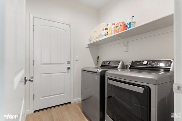 8502 Jean Anne Street, Bakersfield, CA 93314