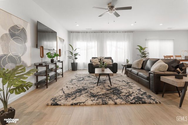 8502 Jean Anne Street, Bakersfield, CA 93314