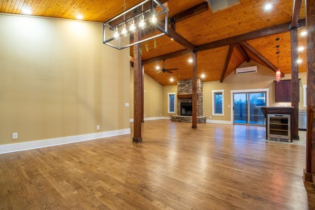 1224 Hangar Drive, Springfield, TN 37172