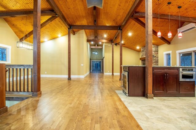 1224 Hangar Drive, Springfield, TN 37172