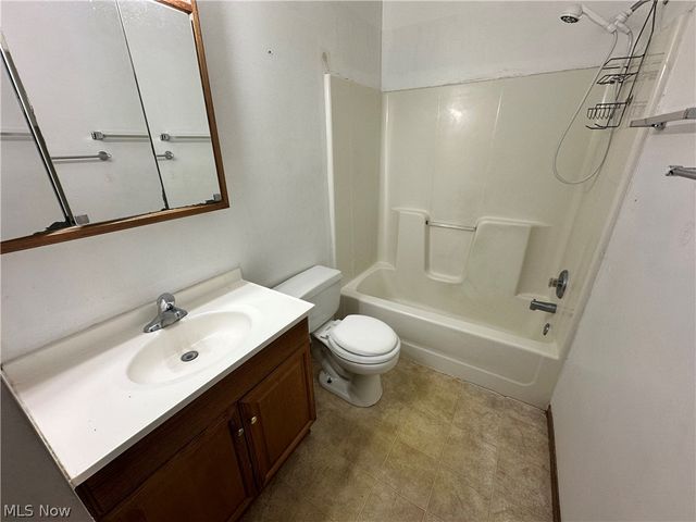 3314 Woodland Trail C, Cortland, OH 44410