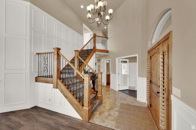 686 WELLINGTON DR, Kaysville, UT 84037