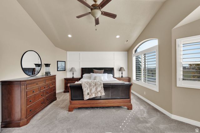 686 WELLINGTON DR, Kaysville, UT 84037