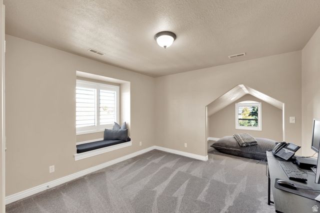 686 WELLINGTON DR, Kaysville, UT 84037
