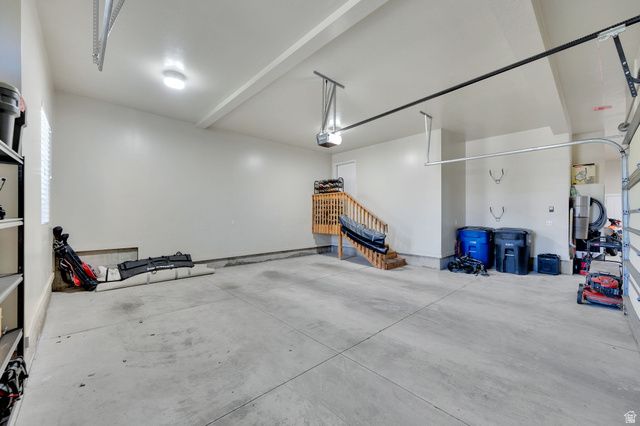 686 WELLINGTON DR, Kaysville, UT 84037
