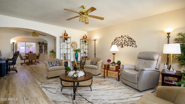 8033 E Neville Avenue, Mesa, AZ 85209