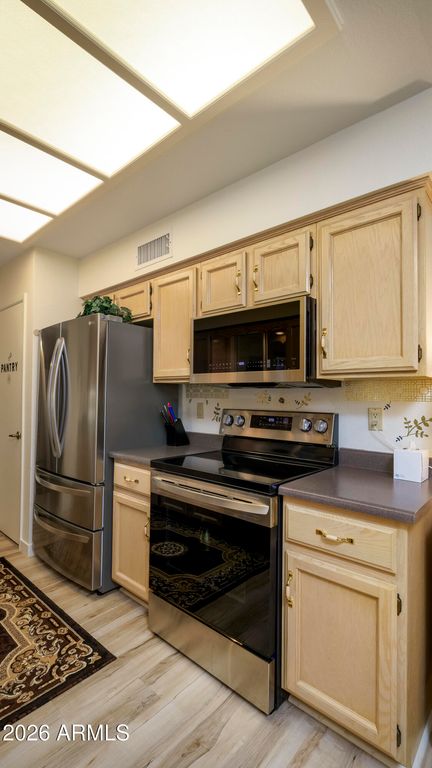 Image 9 of property listing at 8033 E Neville Avenue, Mesa, AZ 85209