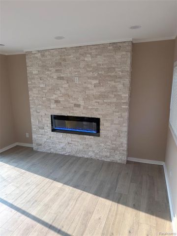 13118 Pembroke Avenue, Detroit, MI 48235