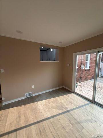 13118 Pembroke Avenue, Detroit, MI 48235