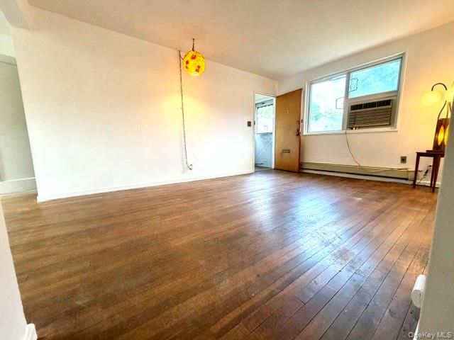 220-25 73rd Avenue 1, Bayside, NY 11364