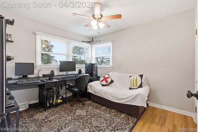 15071 Pennsylvania Avenue, Allen Park, MI 48101