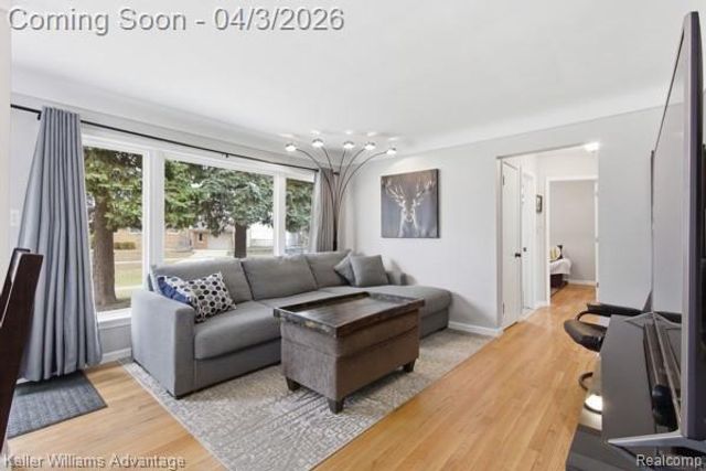 15071 Pennsylvania Avenue, Allen Park, MI 48101