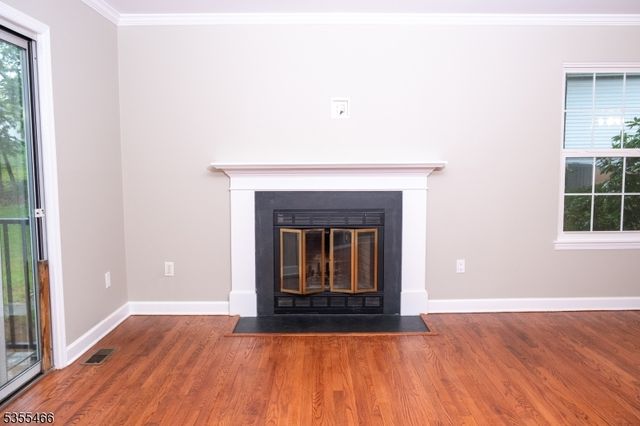 12 Arapaho Trl, Branchburg Twp., NJ 08876