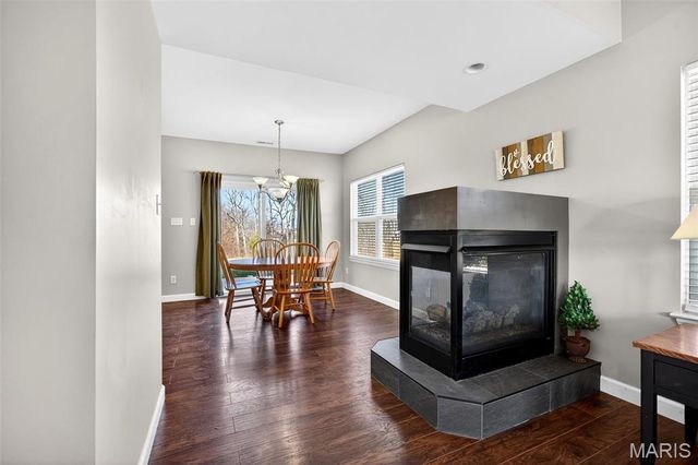 1033 Glengarry Drive, Wentzville, MO 63385