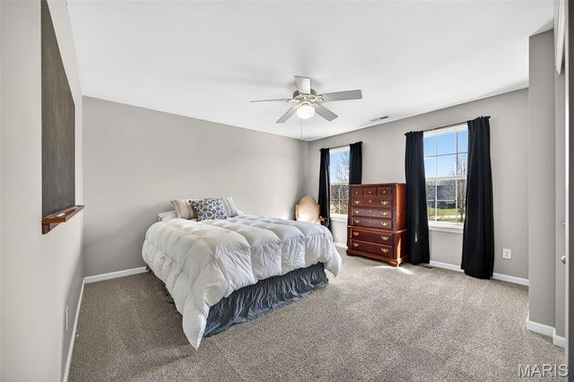 1033 Glengarry Drive, Wentzville, MO 63385