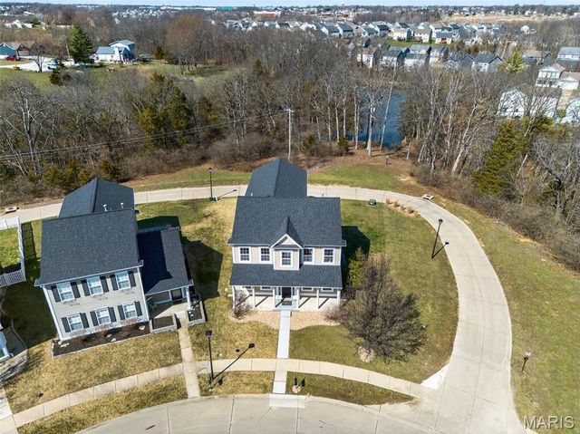 1033 Glengarry Drive, Wentzville, MO 63385