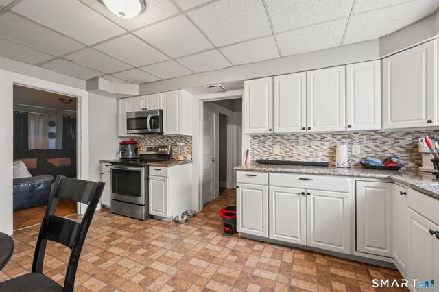 811 East Street, New Britain, CT 06051