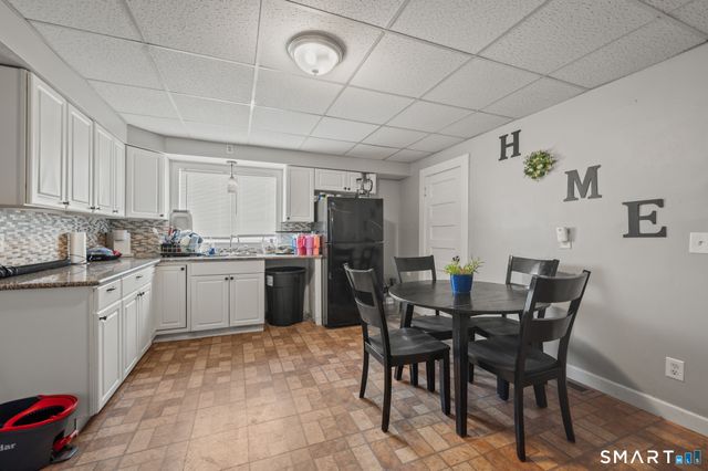 811 East Street, New Britain, CT 06051