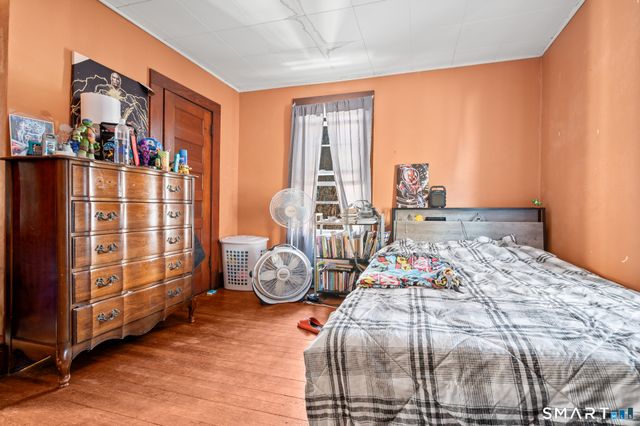 811 East Street, New Britain, CT 06051