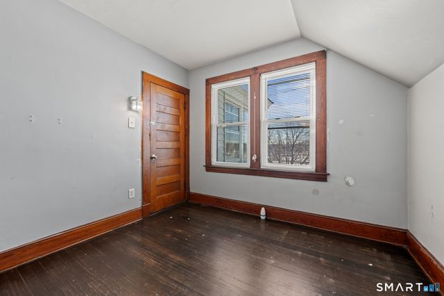 811 East Street, New Britain, CT 06051