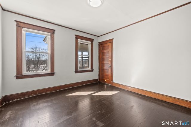 811 East Street, New Britain, CT 06051