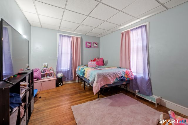 811 East Street, New Britain, CT 06051