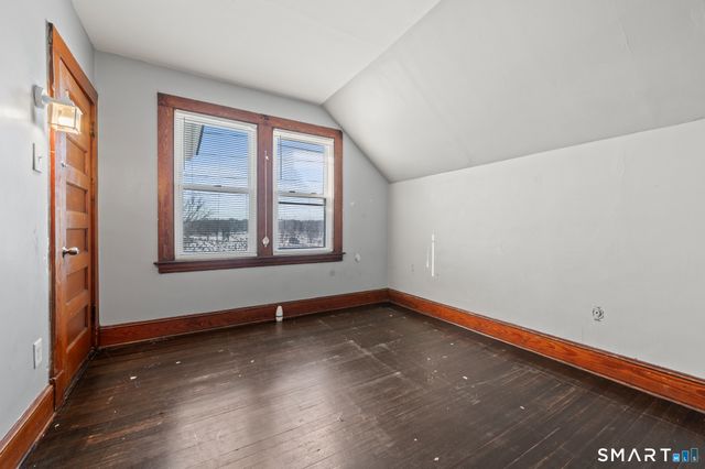 811 East Street, New Britain, CT 06051