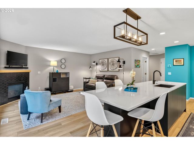 15410 Nw SWEETGALE Ln, Portland, OR 97229
