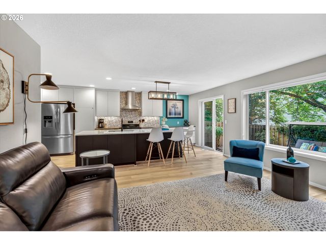 15410 Nw SWEETGALE Ln, Portland, OR 97229