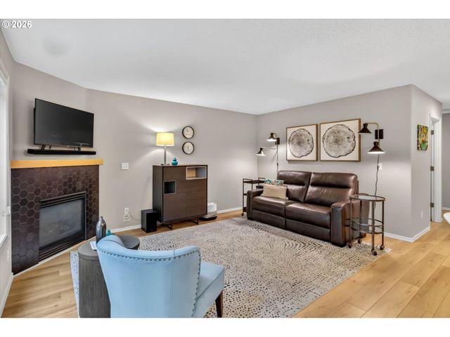 15410 Nw SWEETGALE Ln, Portland, OR 97229