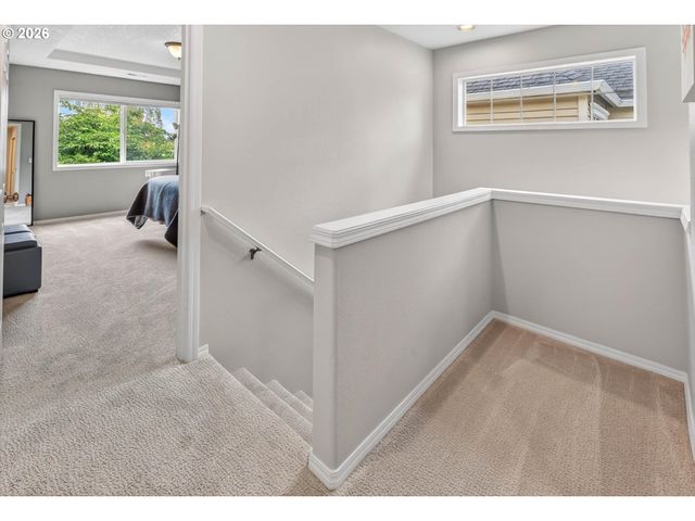 15410 Nw SWEETGALE Ln, Portland, OR 97229