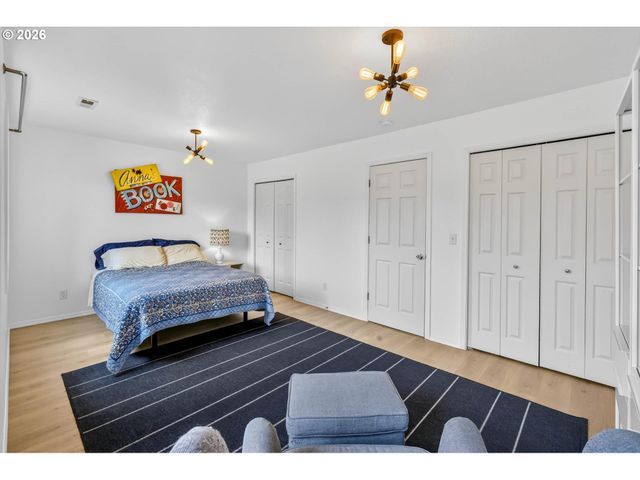15410 Nw SWEETGALE Ln, Portland, OR 97229