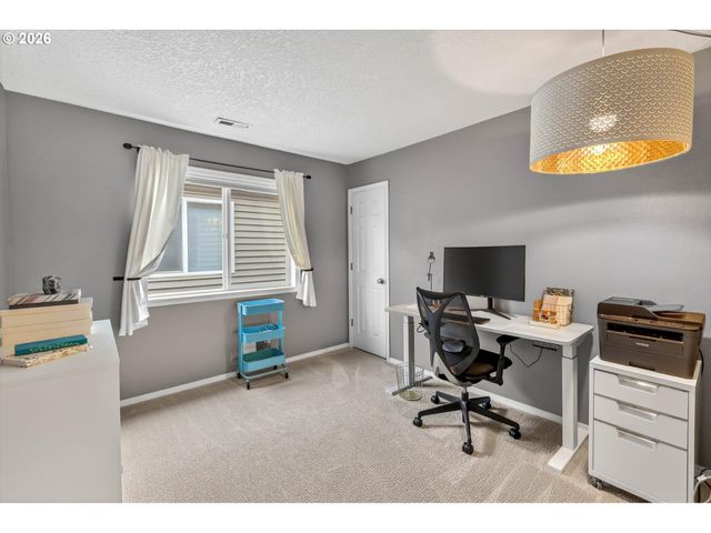 15410 Nw SWEETGALE Ln, Portland, OR 97229
