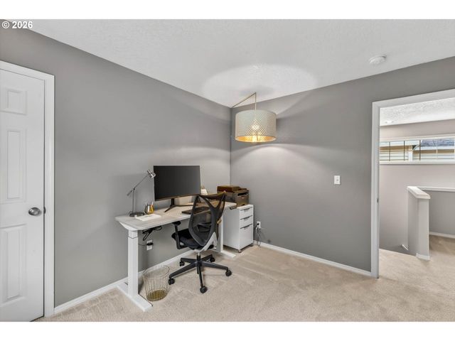 15410 Nw SWEETGALE Ln, Portland, OR 97229
