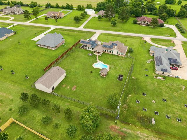 2135 Blue Jay Way, Pattison, TX 77423