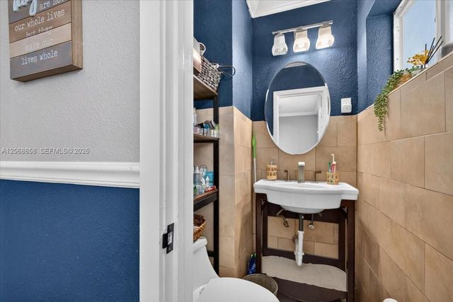 121 E 36th Street, Hialeah, FL 33013